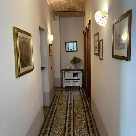 La Contea *